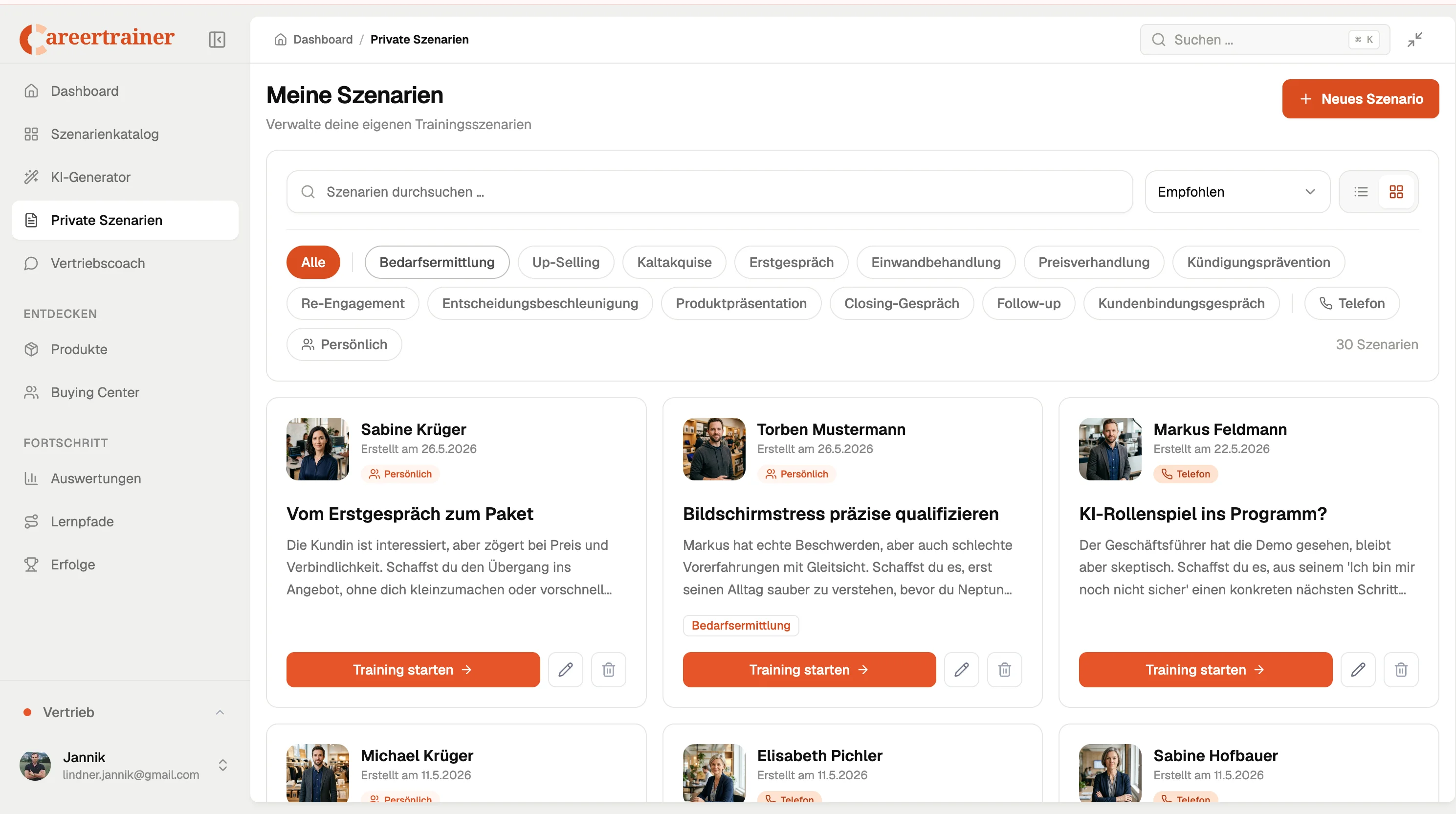 Übersicht privater Trainingsszenarien mit Filtern und Szenario-Karten im Careertrainer-Dashboard